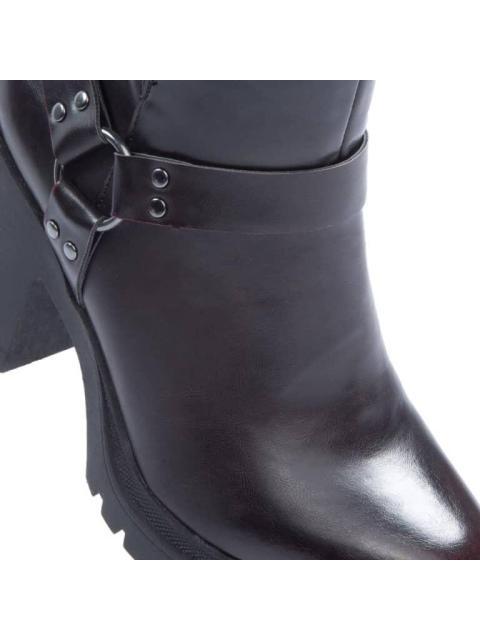 BOTA CON ESTRIBO SUELA TRACK VINO GOODYEAR