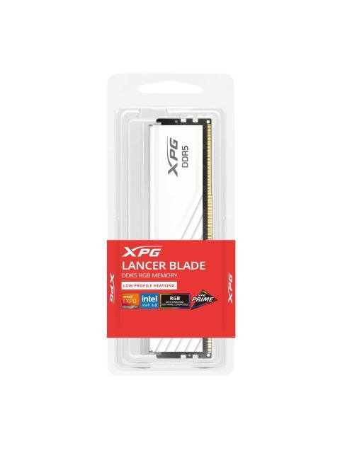 MEMORIA RAM ADATA XPG LANCER BLADE RGB DDR5 32GB UDIMM 6000MHZ CON ILUMINACION RGB. DISIPADOR BLANCO. AX5U6000C3032GSLABRWH