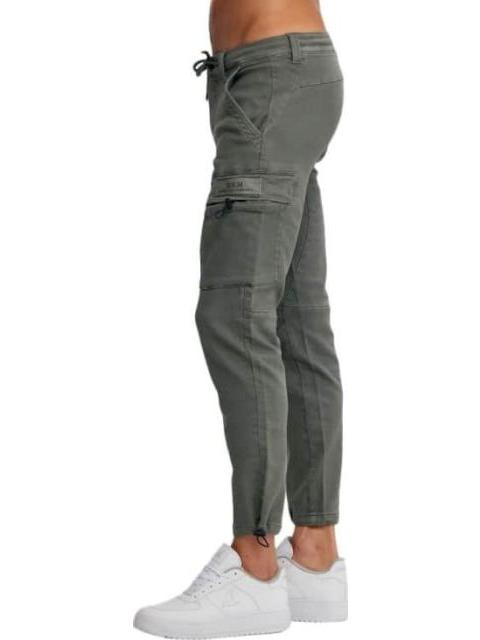 PANTALON CARGO GRIS ARRIBA DE LA MONTANA