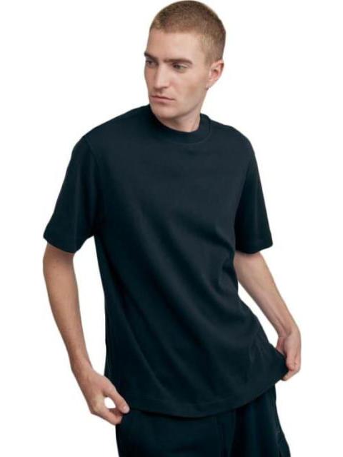 PLAYERA BASICA NEGRO HARD SODA