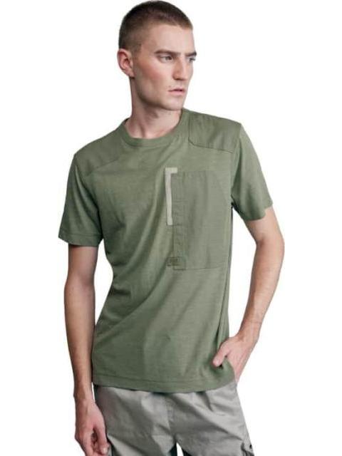 PLAYERA CABALLERO VERDE OLIVO HARD SODA