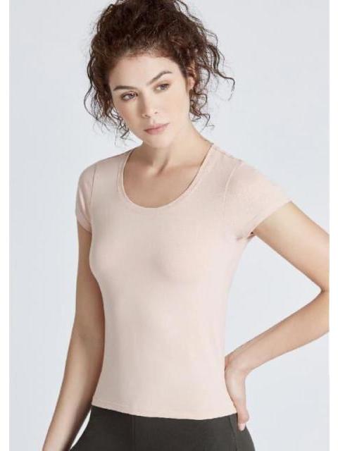PLAYERA CUELLO REDONDO MAQUILLAJE HOLLY LAND
