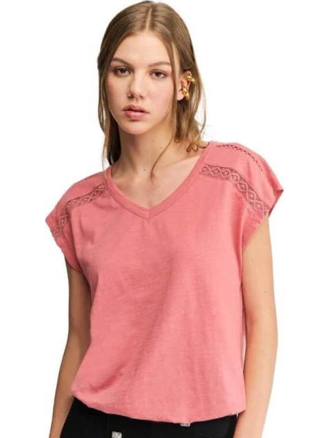 PLAYERA MANGA CORTA MAQUILLAJE HOLLY LAND