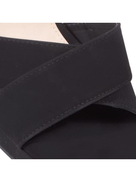 SANDALIA TACON PLATAFORMA NEGRO YAELI