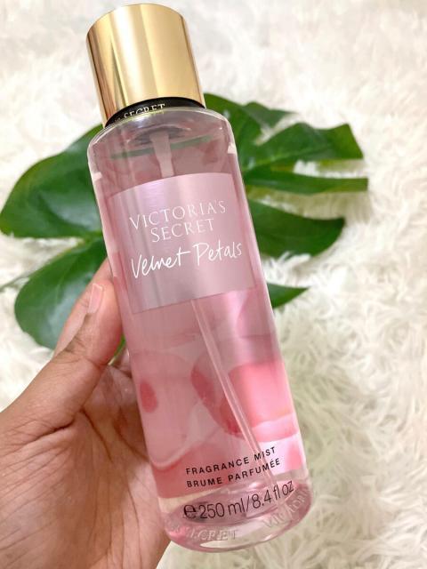 VICTORIAS SECRET VELVET PETALS BODY MIST 250 ML PARA MUJER