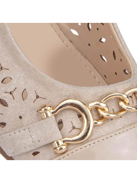 ZAPATILLA PERFORADA BEIGE SHOSH
